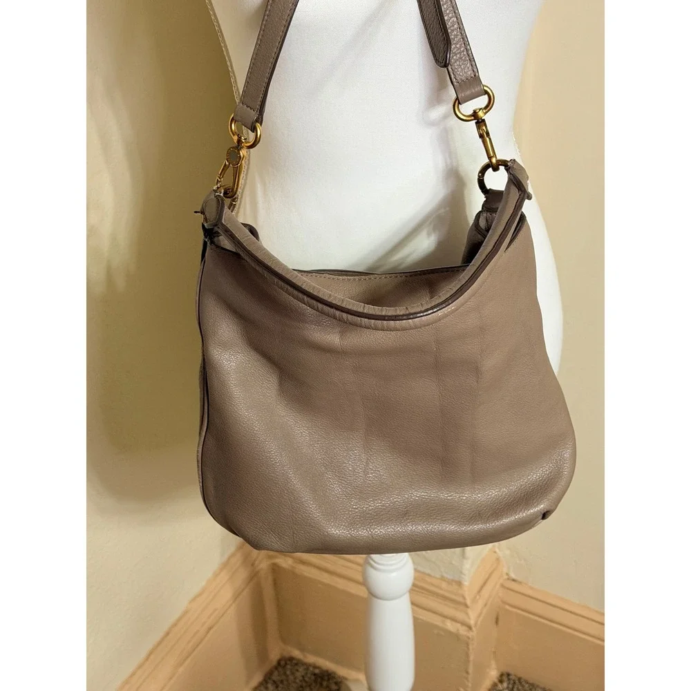 Marc by Marc Jacobs Classic Q Hillier Hobo Bag Taupe Pebbled Leather Crossbody